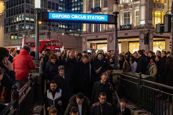 postcode di Londra - Stazione della metro di Oxford Circus Street, Londra