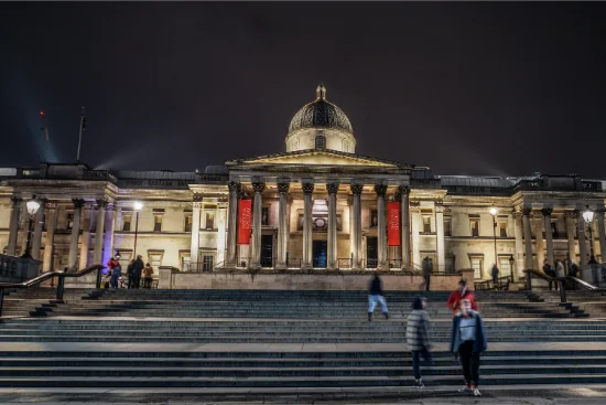 musei di South Kensington in un giorno - national-gallery-art-museum-night-view-london
